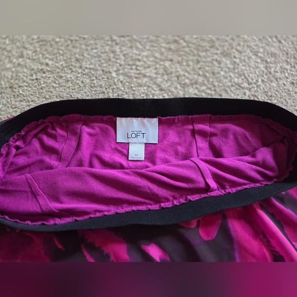 Loft Floral Pink and Black Skirt - Picture 3 of 4